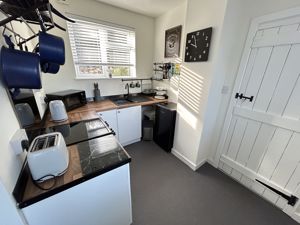 Photo 40- click for photo gallery